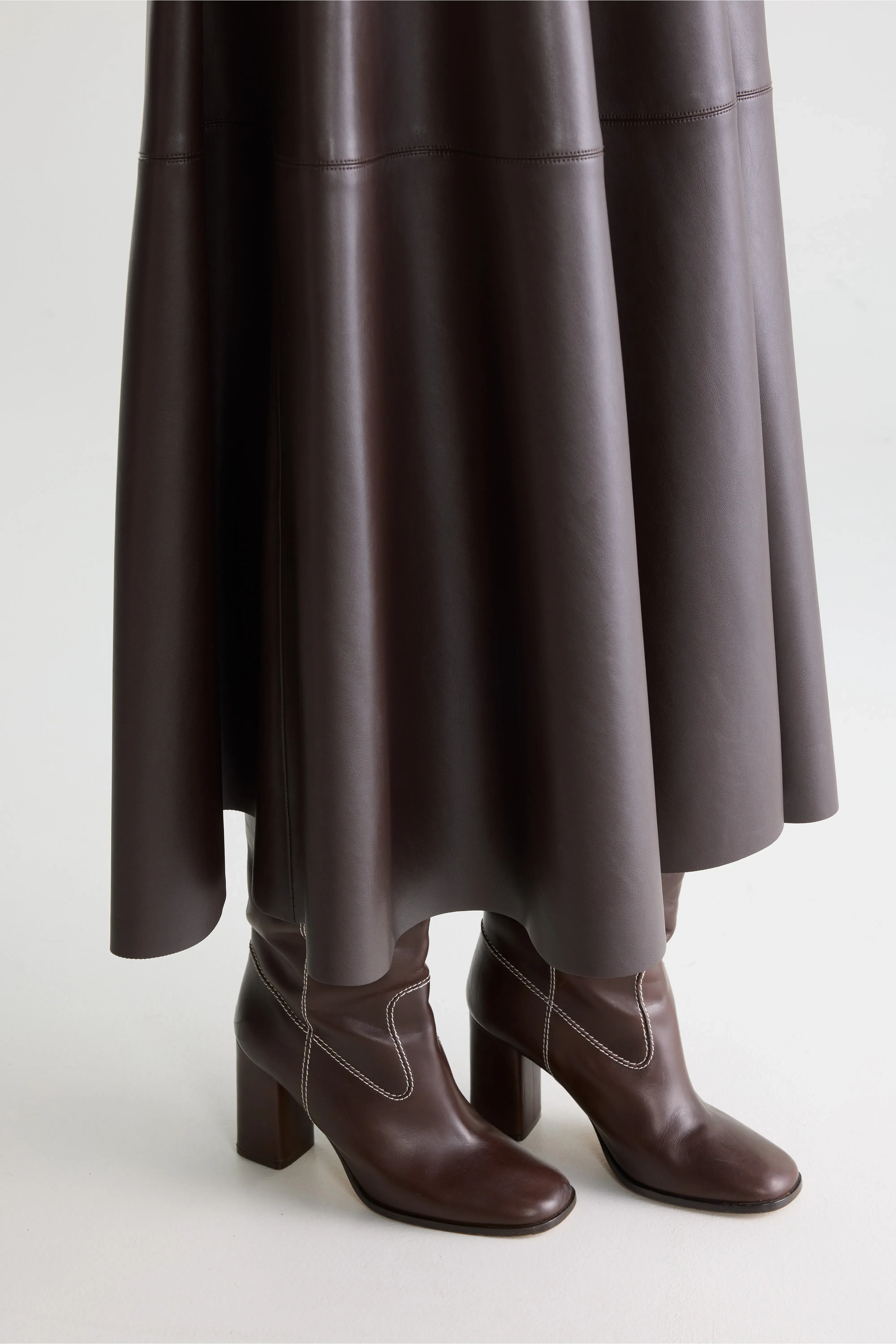 Bellerose Hezra faux-leather long skirt (261 / W / DARK ROAST)