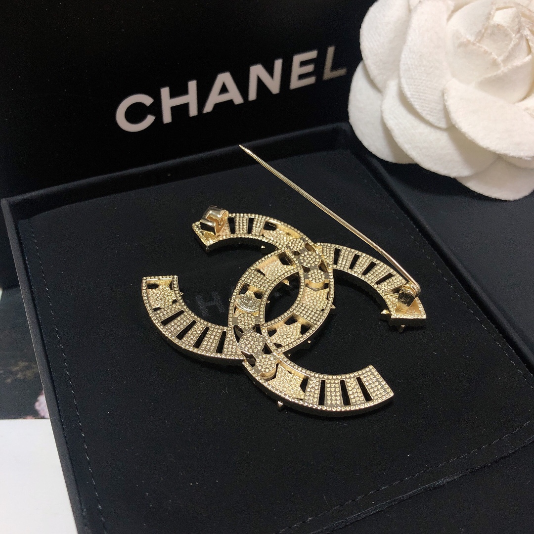 Chanel Star Rhinestone Pearl Brooch - Original Replica Club