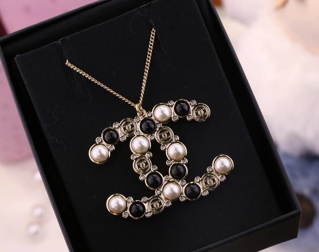 Chanel Big Double C Pendant Sweater Necklace - Original Replica Club