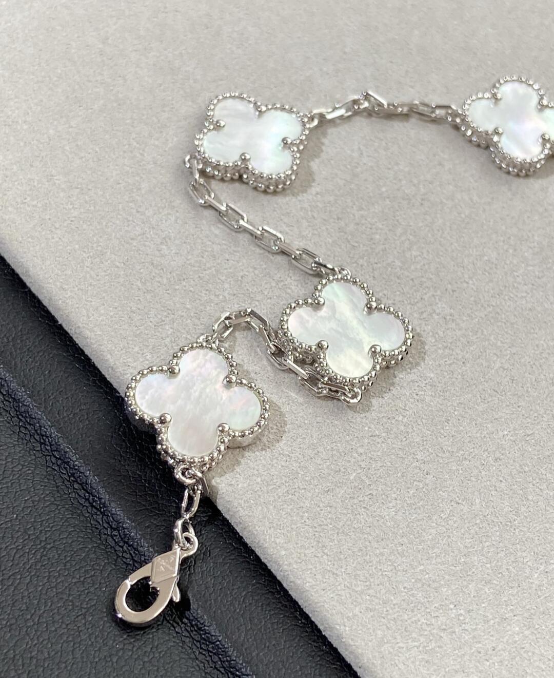VCA White Clover Vintage Alhambra Bracelet, 5 Motifs - Original Replica Club