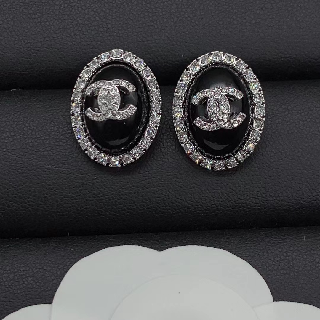Chanel Oval Black Earrings - Original Replica Club