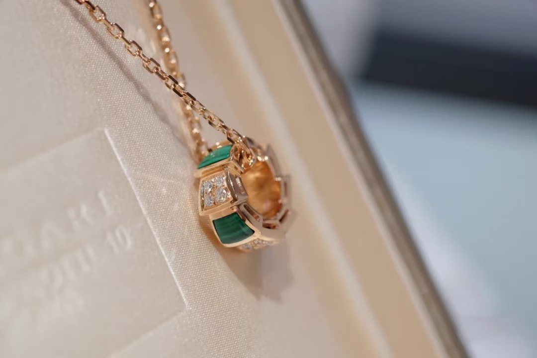 Bvlgari Serpenti Viper Necklace - Original Replica Club