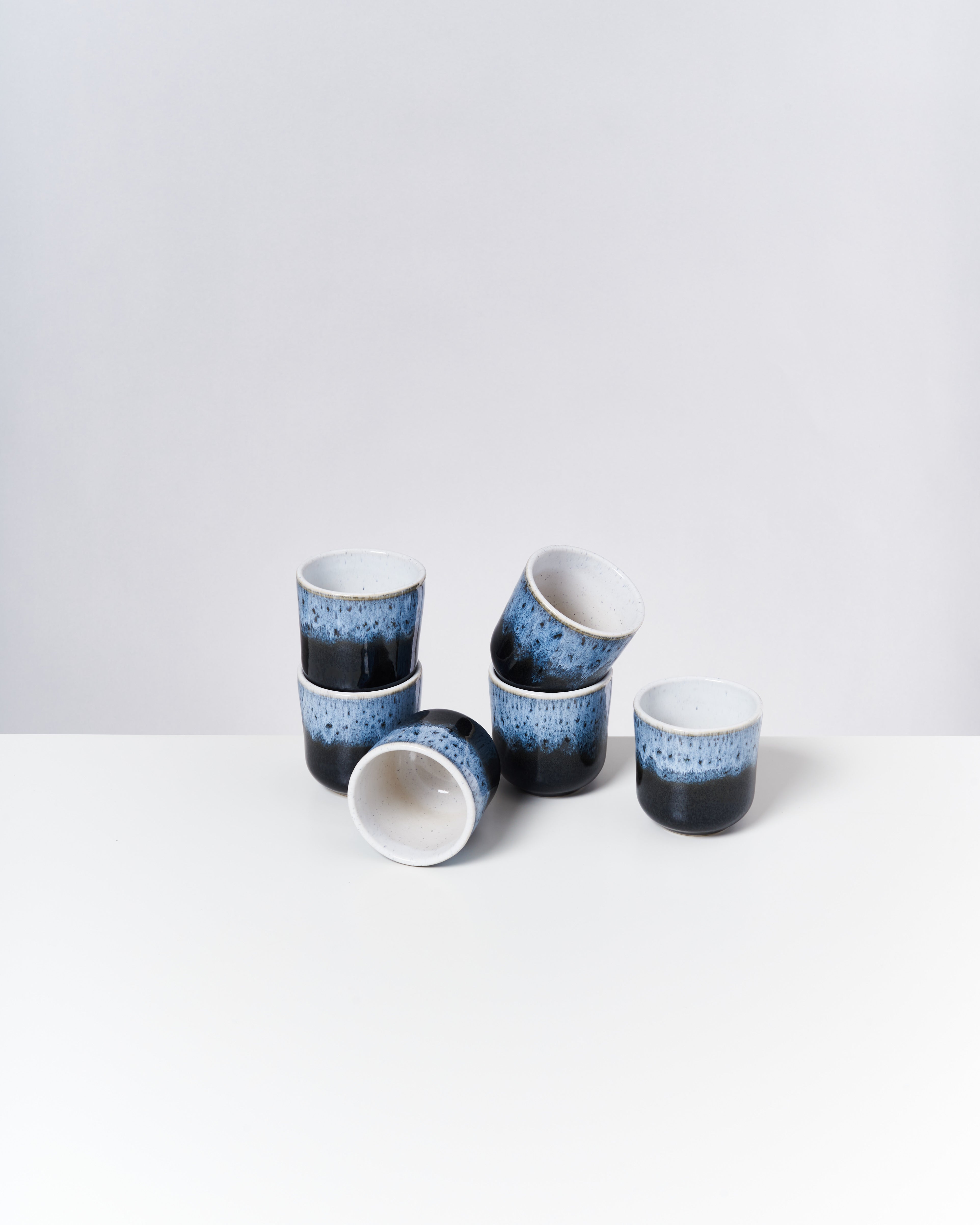 Alcachofra Becher klein schwarzblau