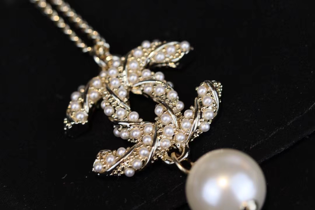 Chanel Long Sweater Pearl Drop Necklace - Original Replica Club