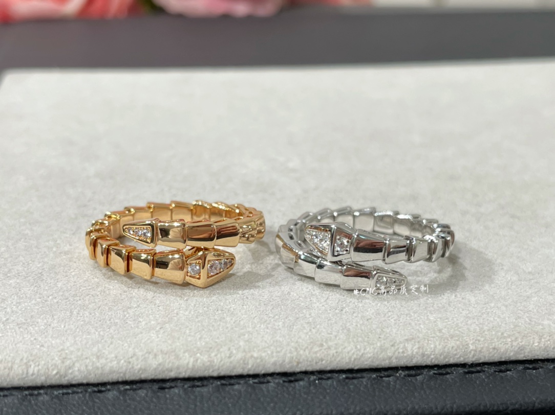 Bvlgari Diamond Head Serpenti Viper Ring - Original Replica Club
