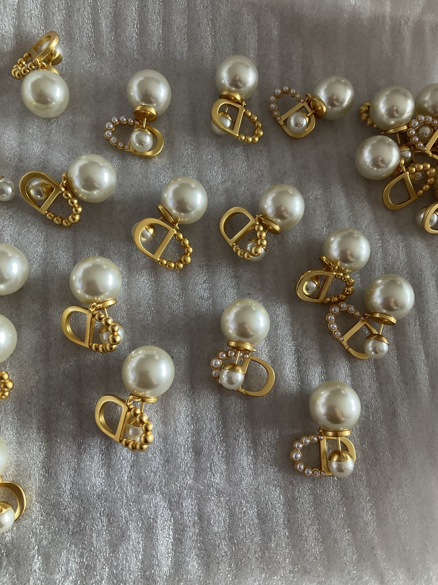 Dior CD Letter Drop Pearl Earrings - Original Replica Club