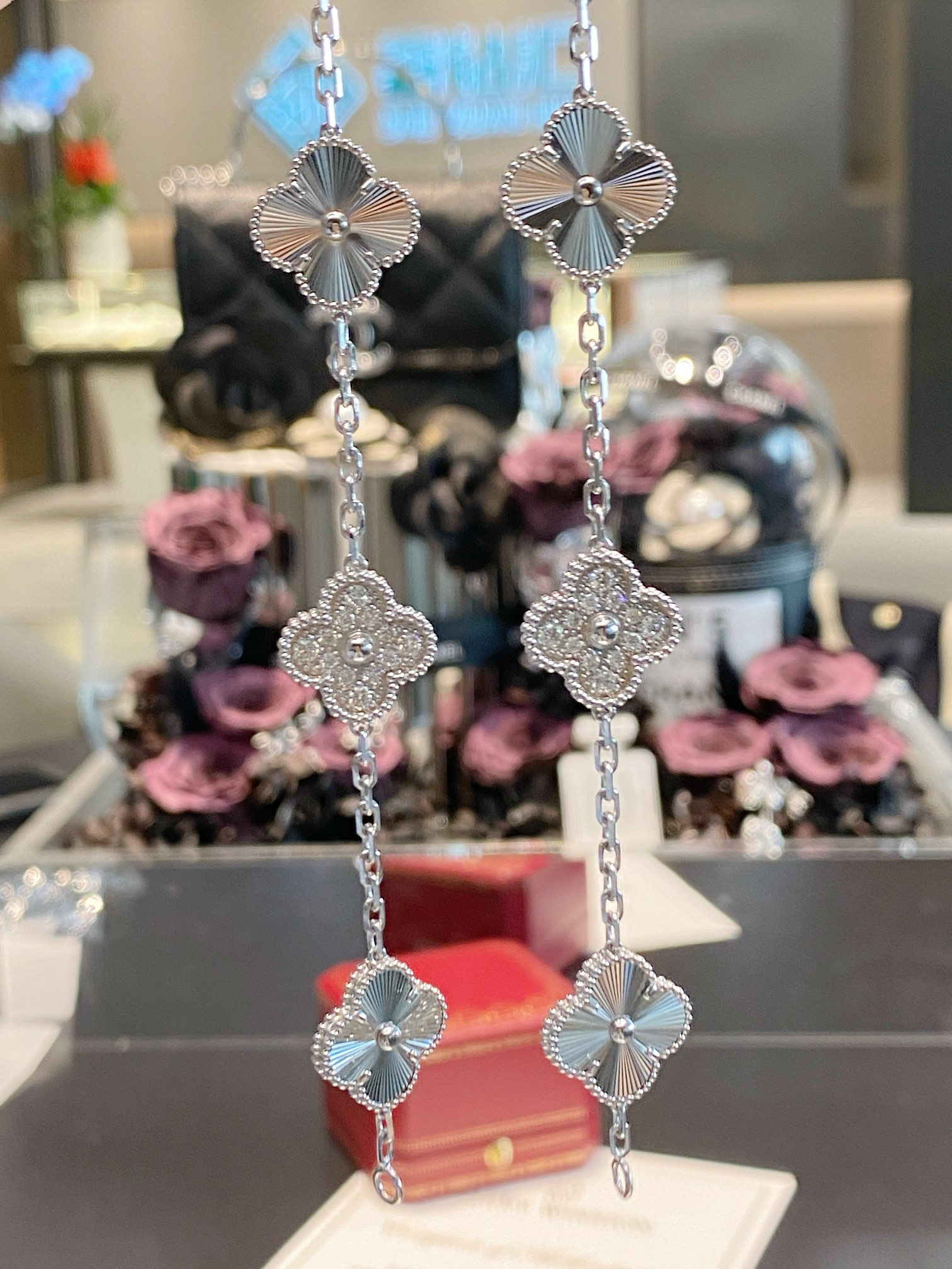 VCA Silver Diamond Vintage Alhambra Bracelet, 5 Motifs - Original Replica Club