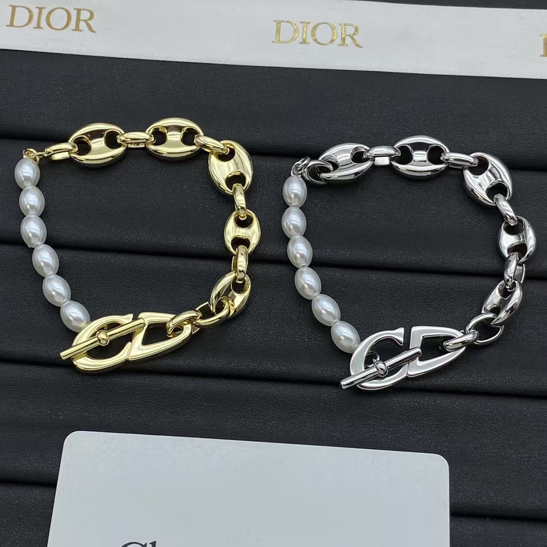 Dior Pearl and Chain Bracelet - Original Replica Club