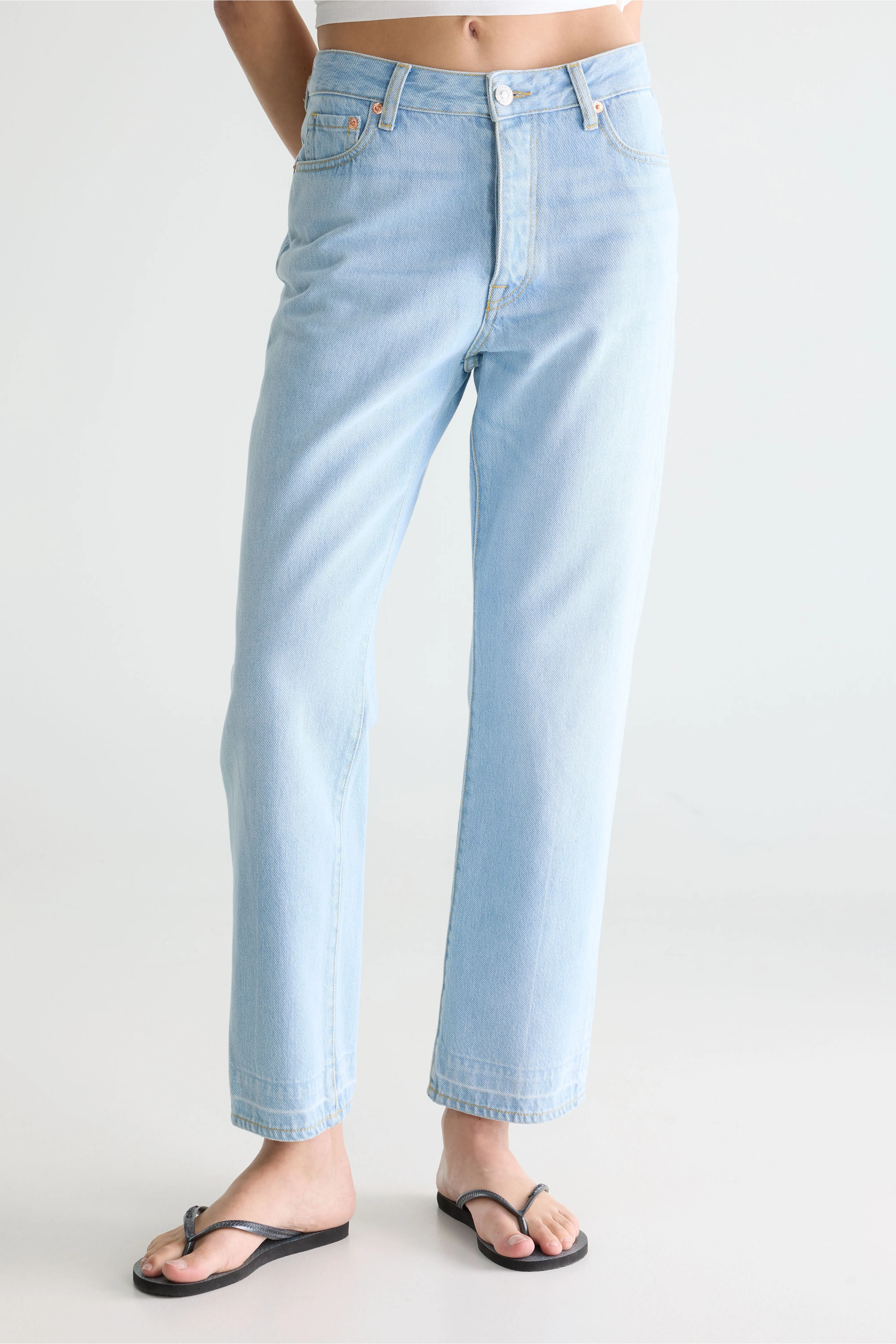 Bellerose Denim N. 34 - Regular light blue jeans (242 / W / USED LT BLUE)