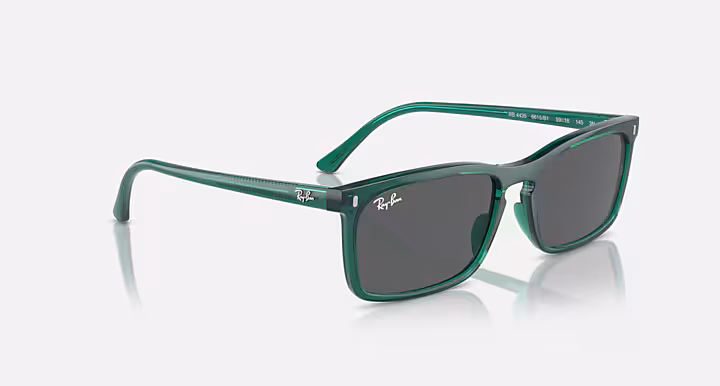 Ray-Ban RB4435