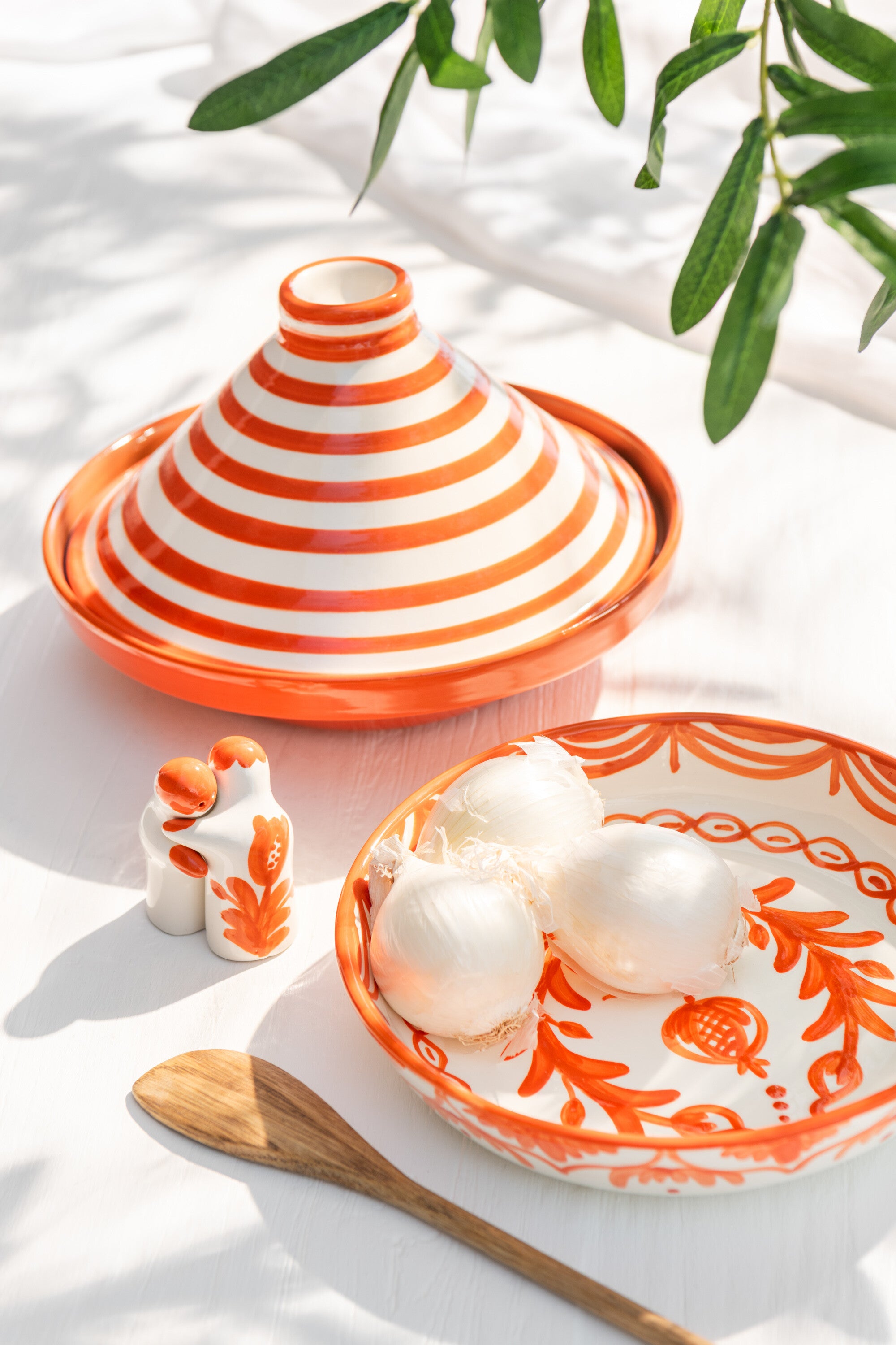 J-Line tajine Granada Stripes - keramiek - wit oranje