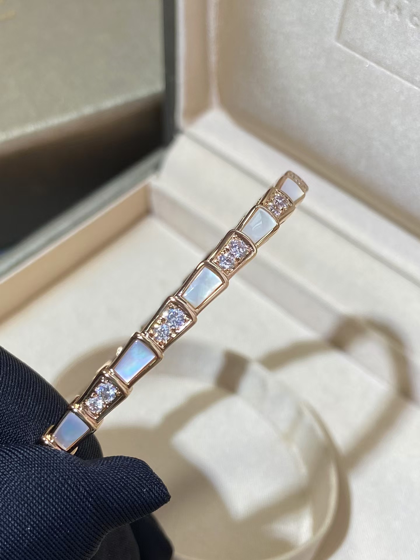 Bvlgari Serpenti Viper Bracelet Bangle in Rose Gold - Original Replica Club