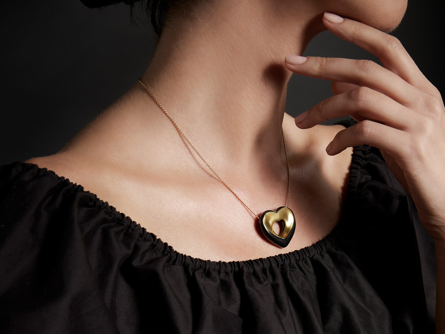 Pendentif Charms Cœur noir et or