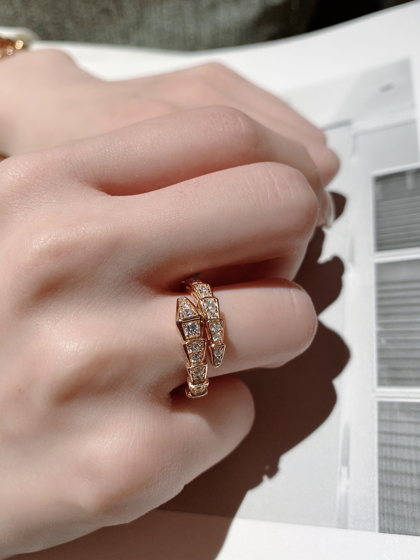 Bvlgari Full Diamond Serpenti Viper Ring - Original Replica Club