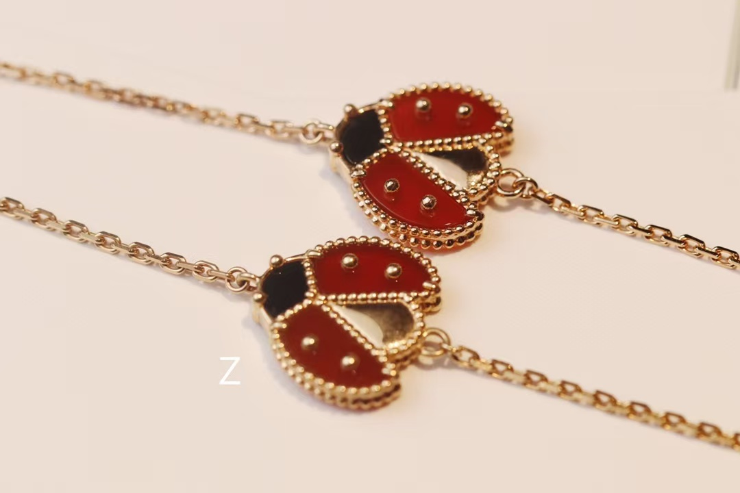 VCA Fauna Lucky Spring Bracelet, Open Wings Ladybug - Original Replica Club