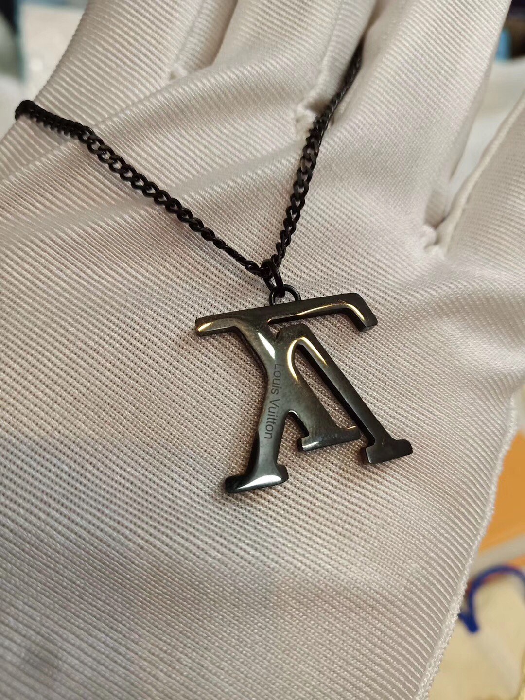 Louis Vuitton Limited Mens Necklace - 4 Colors Available - Original Replica Club