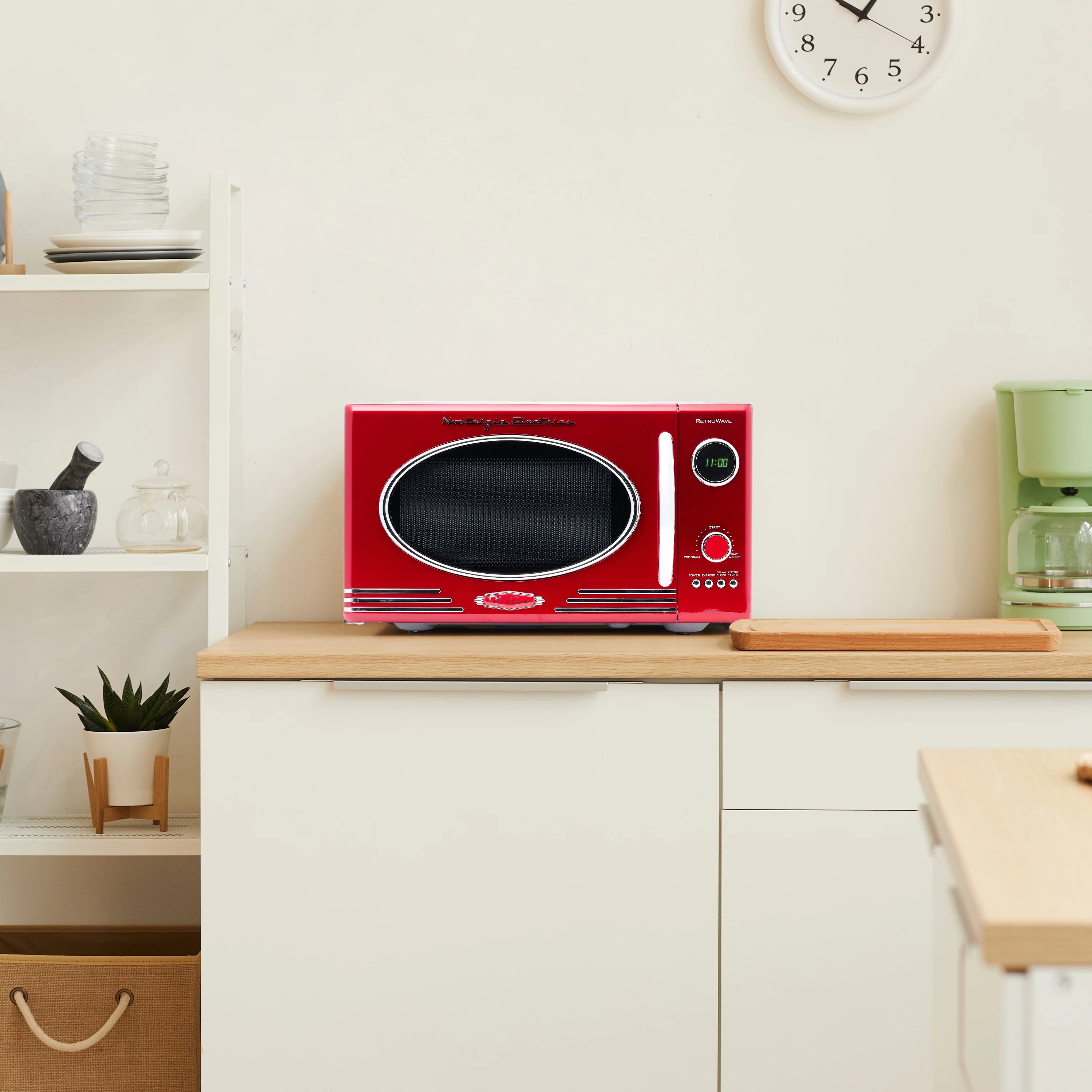 Nostalgia Retro Microwave for Countertop 0.9 cu ft Vintage Microwave, Ivory - Image 33