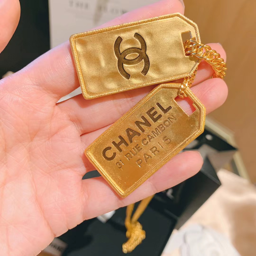 Chanel Unisex Thick Cuban Chain Rectangle Tag Pendant Necklace - Original Replica Club