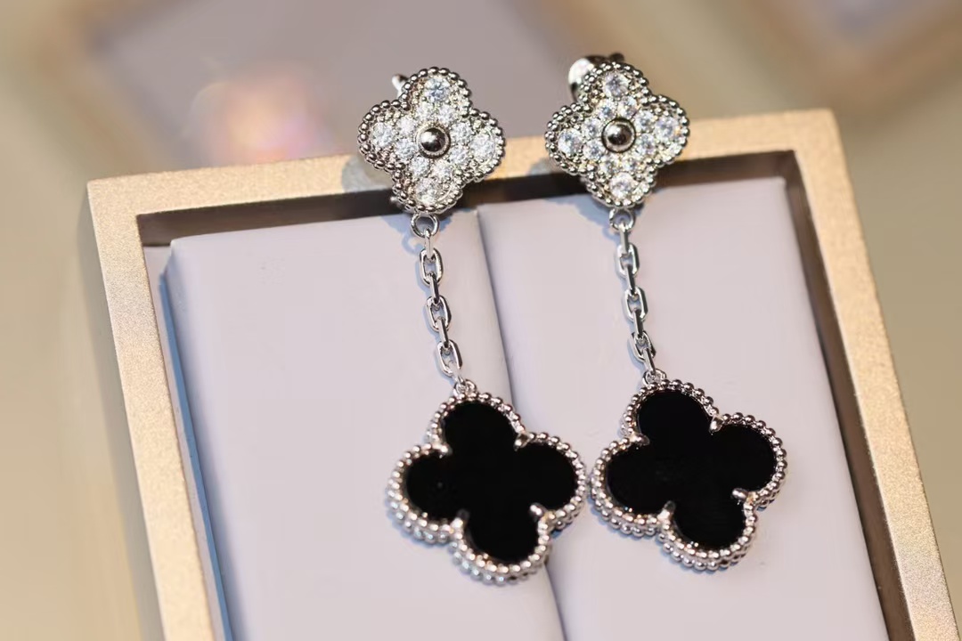 VCA Magic Alhambra Earrings, 2 Motifs - Original Replica Club