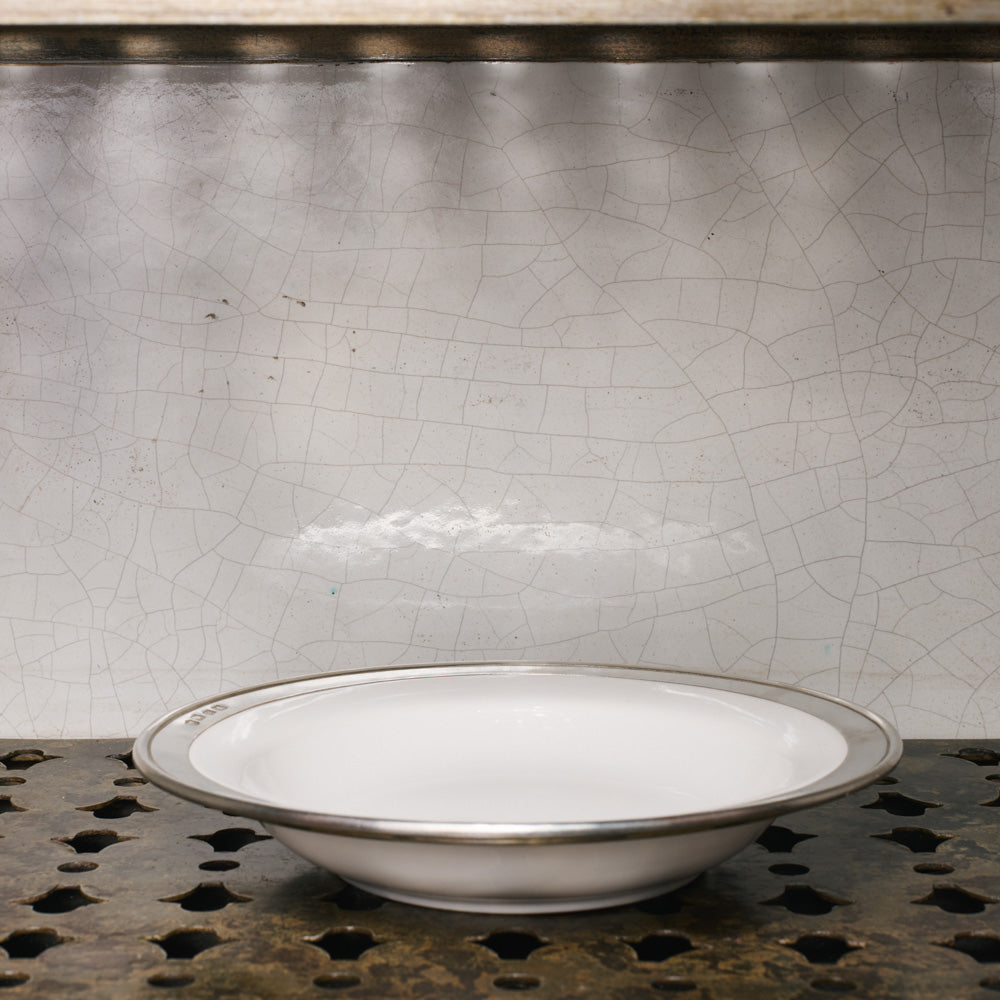 Assiette pour pâtes - Céramique et étain