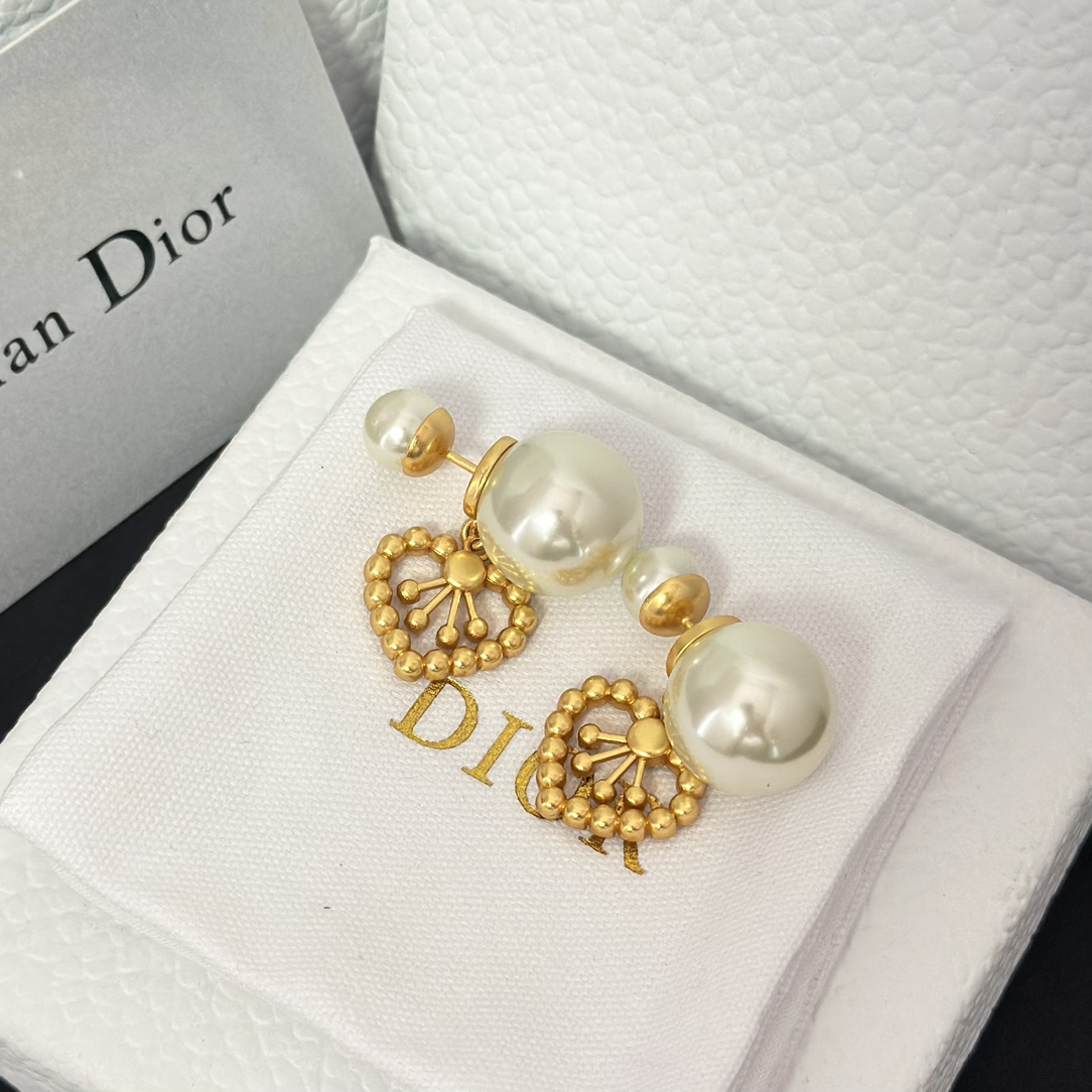 Dior Color Gem Heart Dangle Pearl Earrings - Original Replica Club