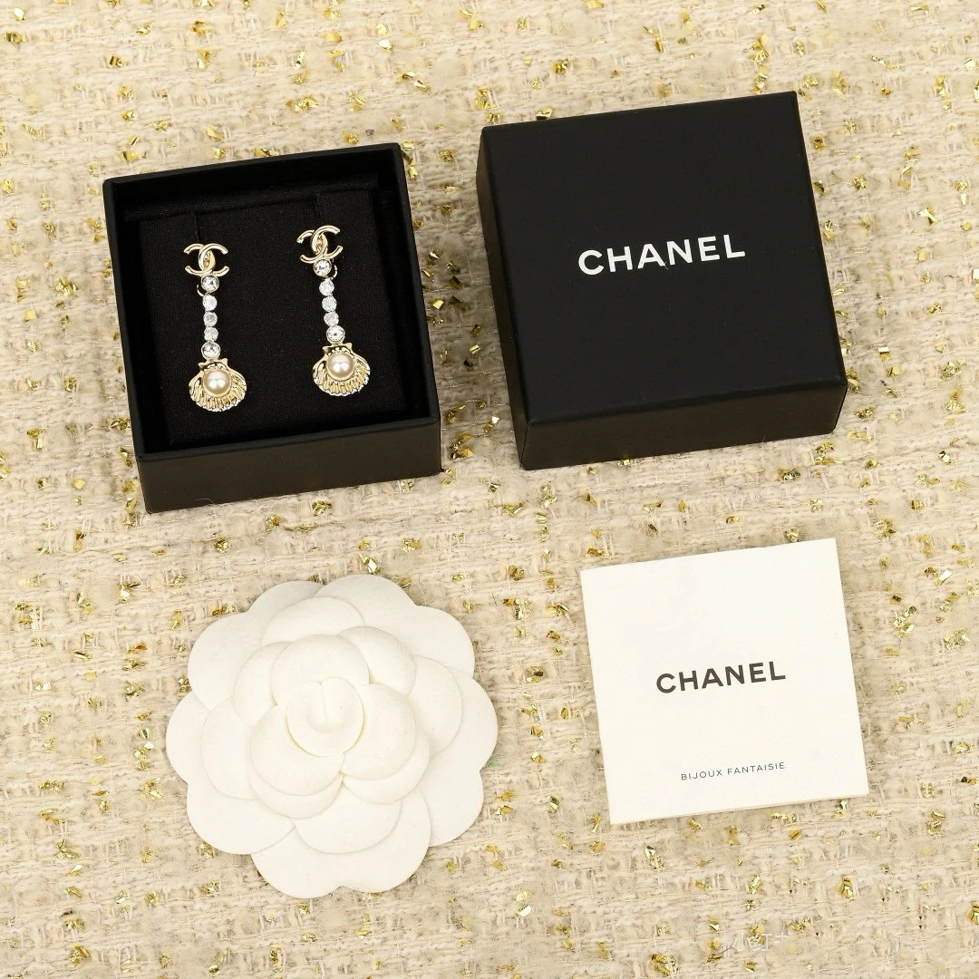Chanel Rhinestone Shell Earrings - Original Replica Club