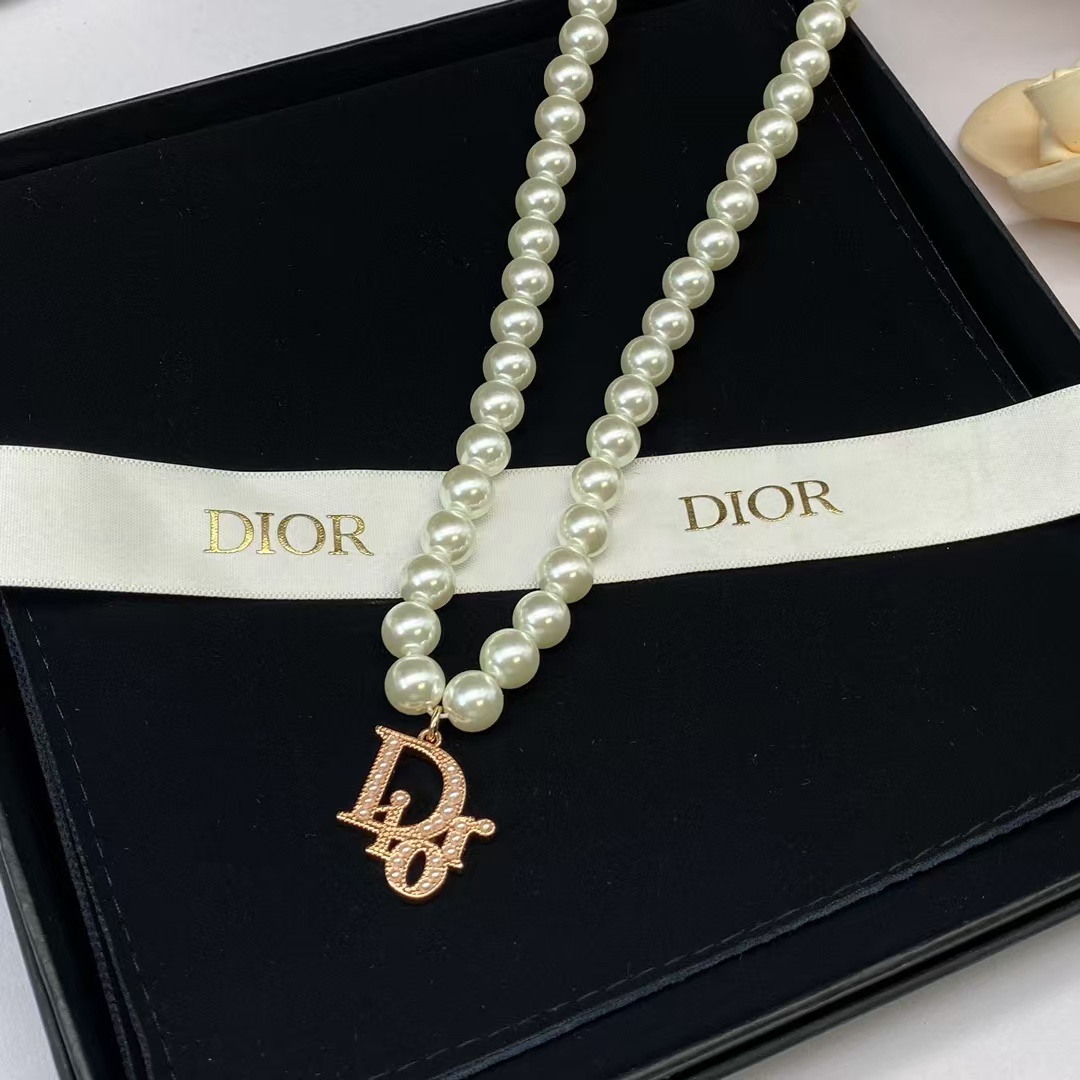 Dior Letters Pendant Pearl Necklace - Original Replica Club
