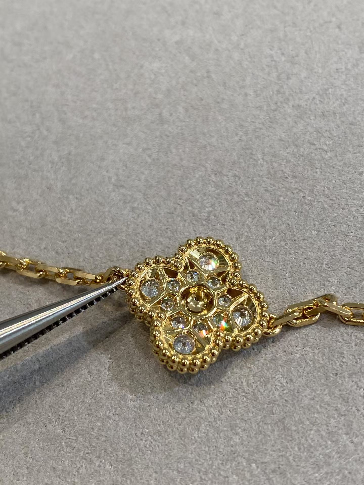 VCA Vintage Alhambra Bracelet in Gold-tone with Paved,5 Motifs - Original Replica Club