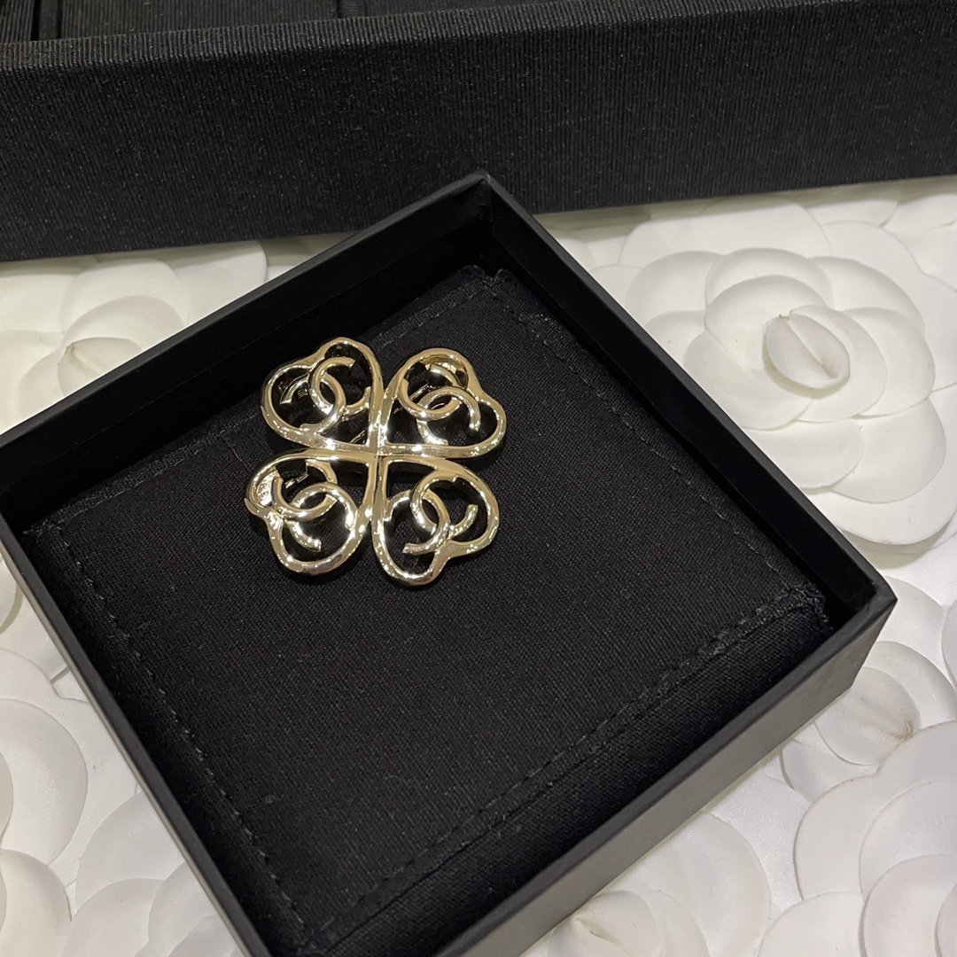 Chanel Light Gold Hollow Clover Brooch - Original Replica Club