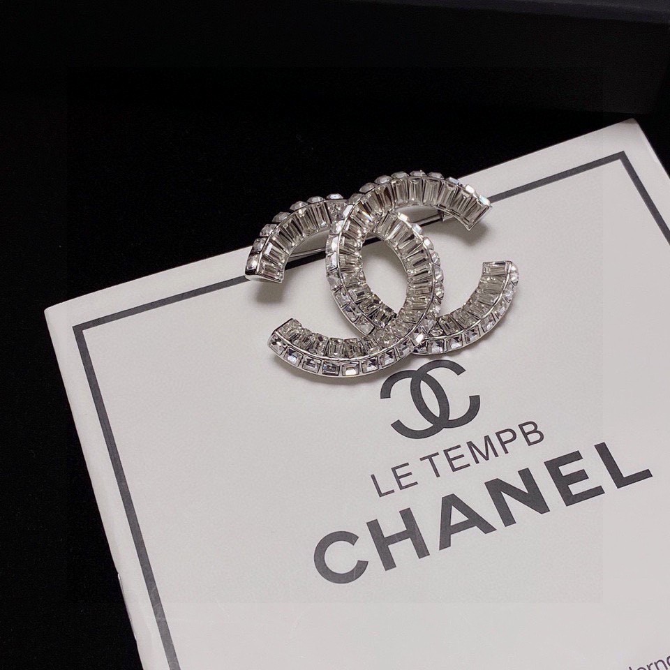 Chanel Rectangular Rhinestone CC Brooch - Original Replica Club