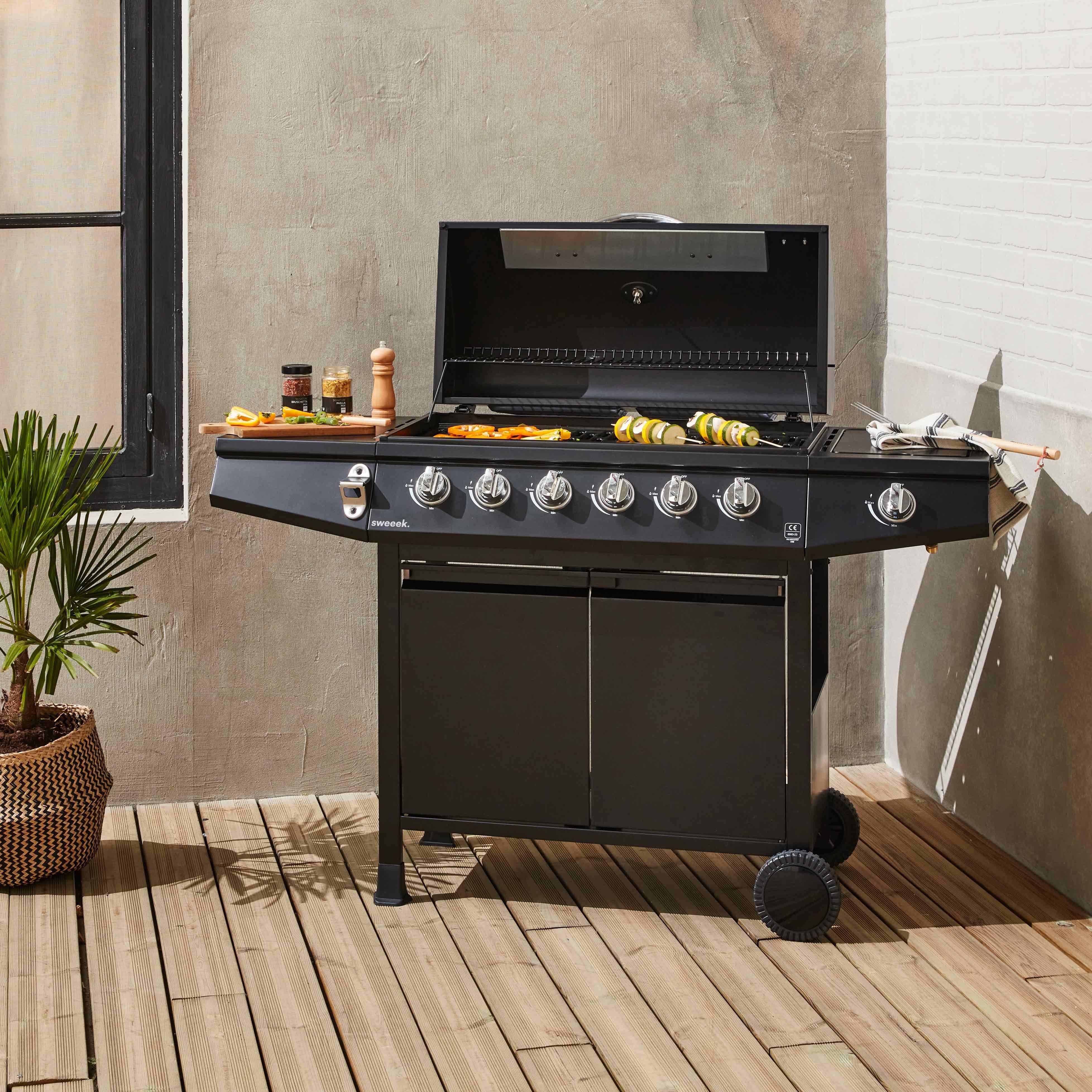 Treville 6 con funda - Barbacoa de gas con 6 quemadores + 1 quemador lateral con ruedas, estantes, termómetro y funda