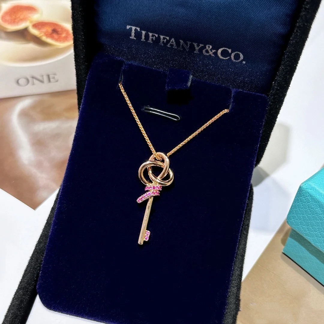 Tiffany Pink Diamond Woven Key Pendant Necklace - Original Replica Club