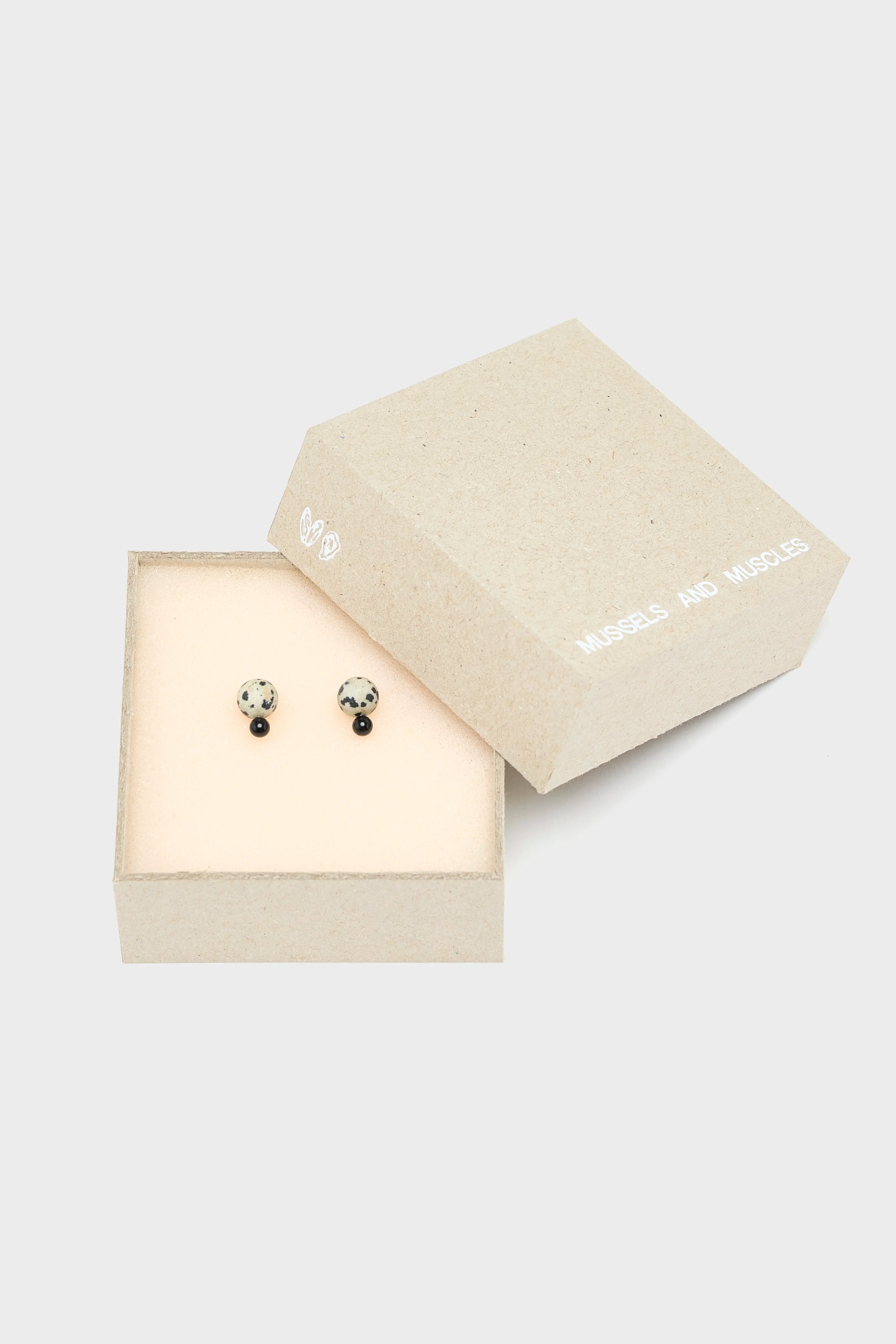Bellerose Dalmatian Glyzinia Earstuds (252 / W / BEIGE)