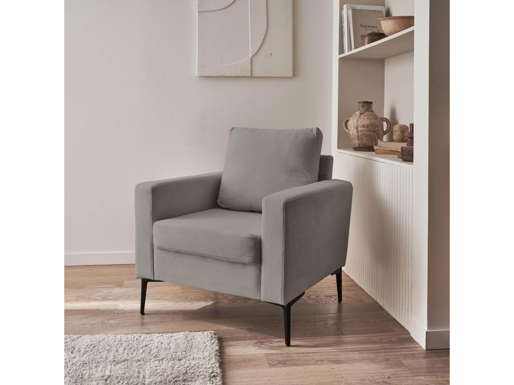 Sillón de pana y patas de metal gris claro