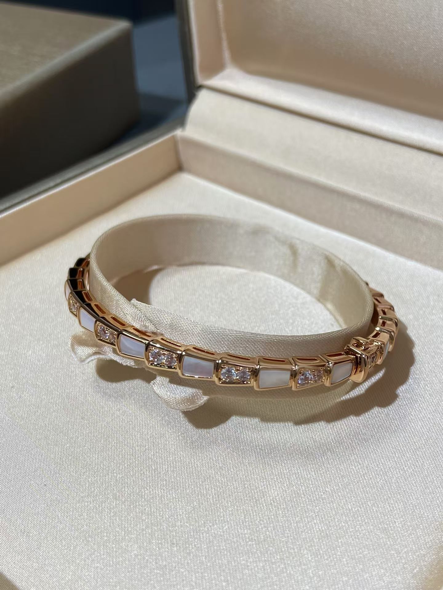 Bvlgari Serpenti Viper Bracelet Bangle in Rose Gold - Original Replica Club