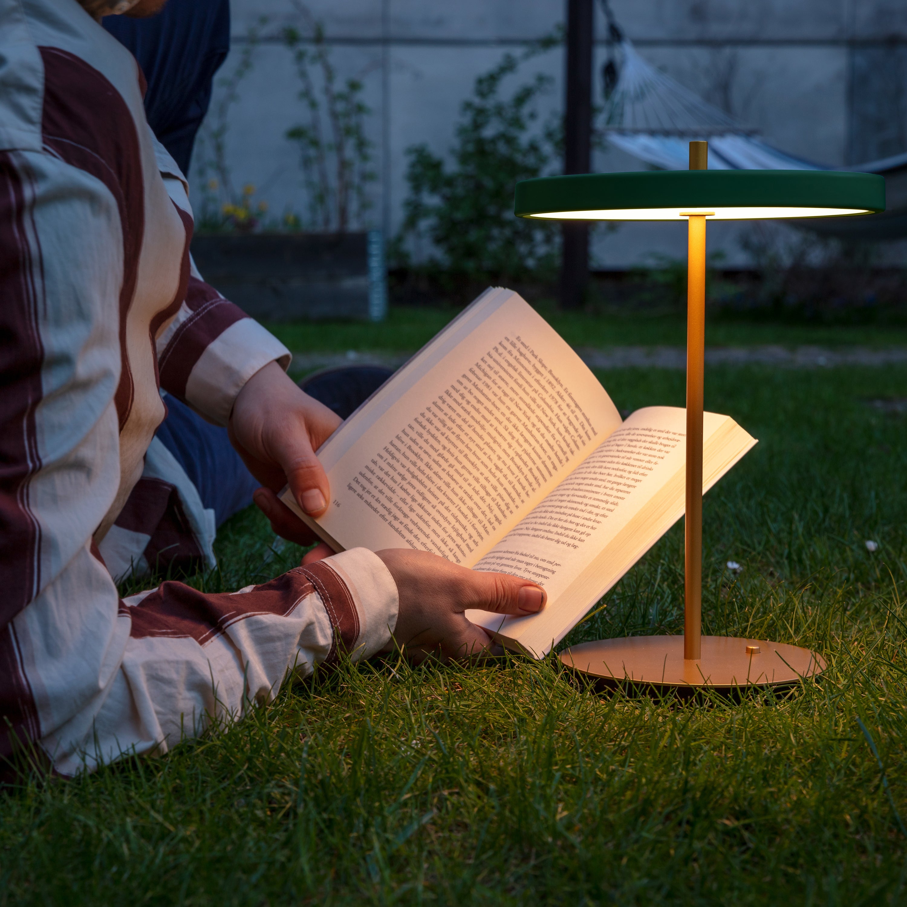 Umage Asteria Move Tafellamp - Forest Green