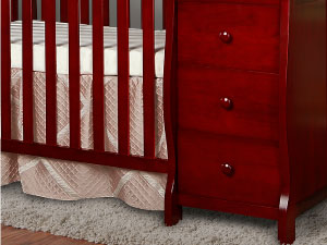 JPMA certified, CPSC & ASTM standards,Non-toxic finishes,Sturdy safety rails,Mini crib,dream on me