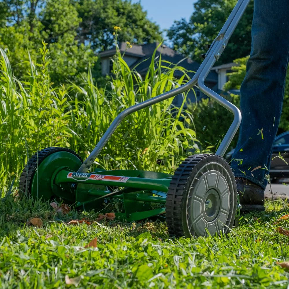 Scotts Manual Lawn Mower - Image 2