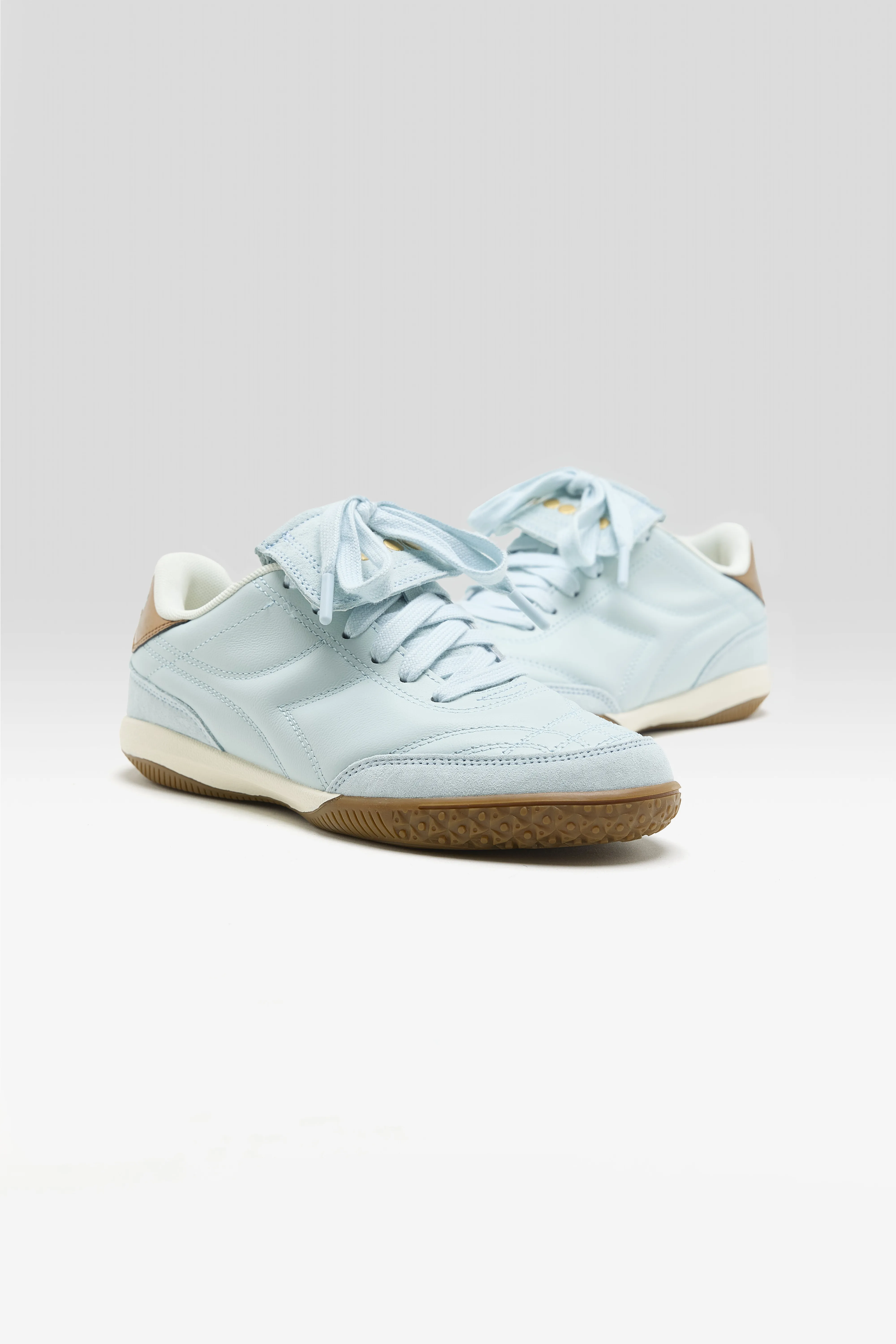 Bellerose Gold Indoor Metal for Women  (261 / W / BABYBLUE)