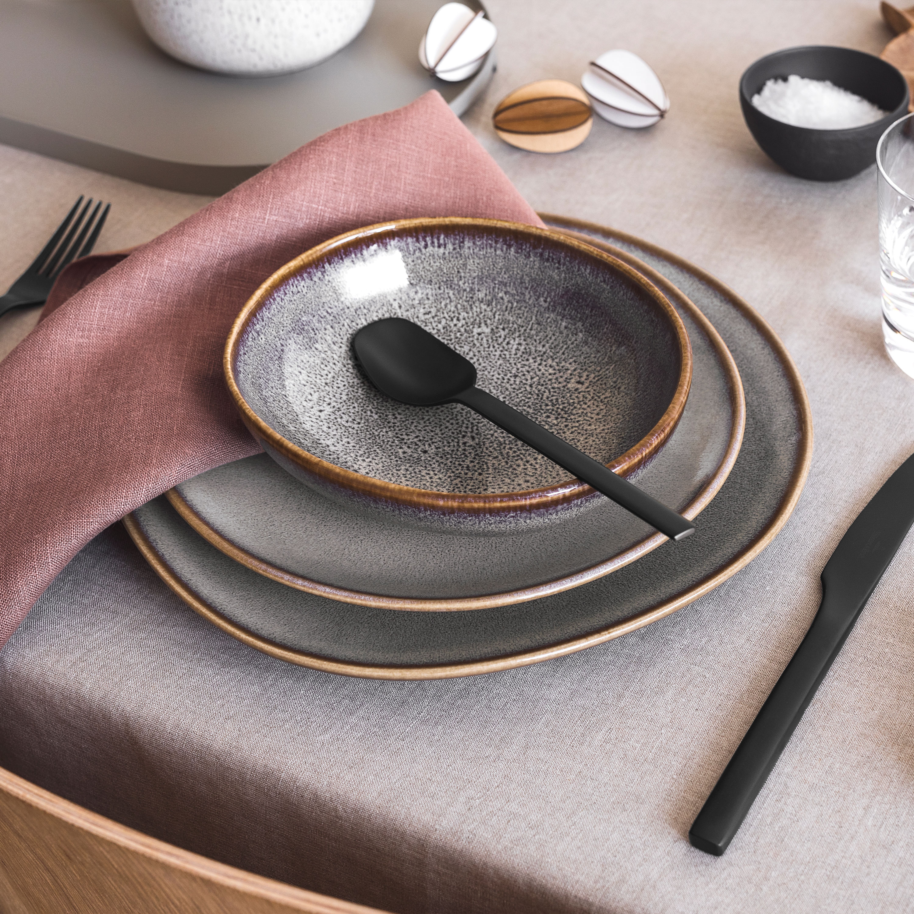 Villeroy & Boch Lave Dinner plate