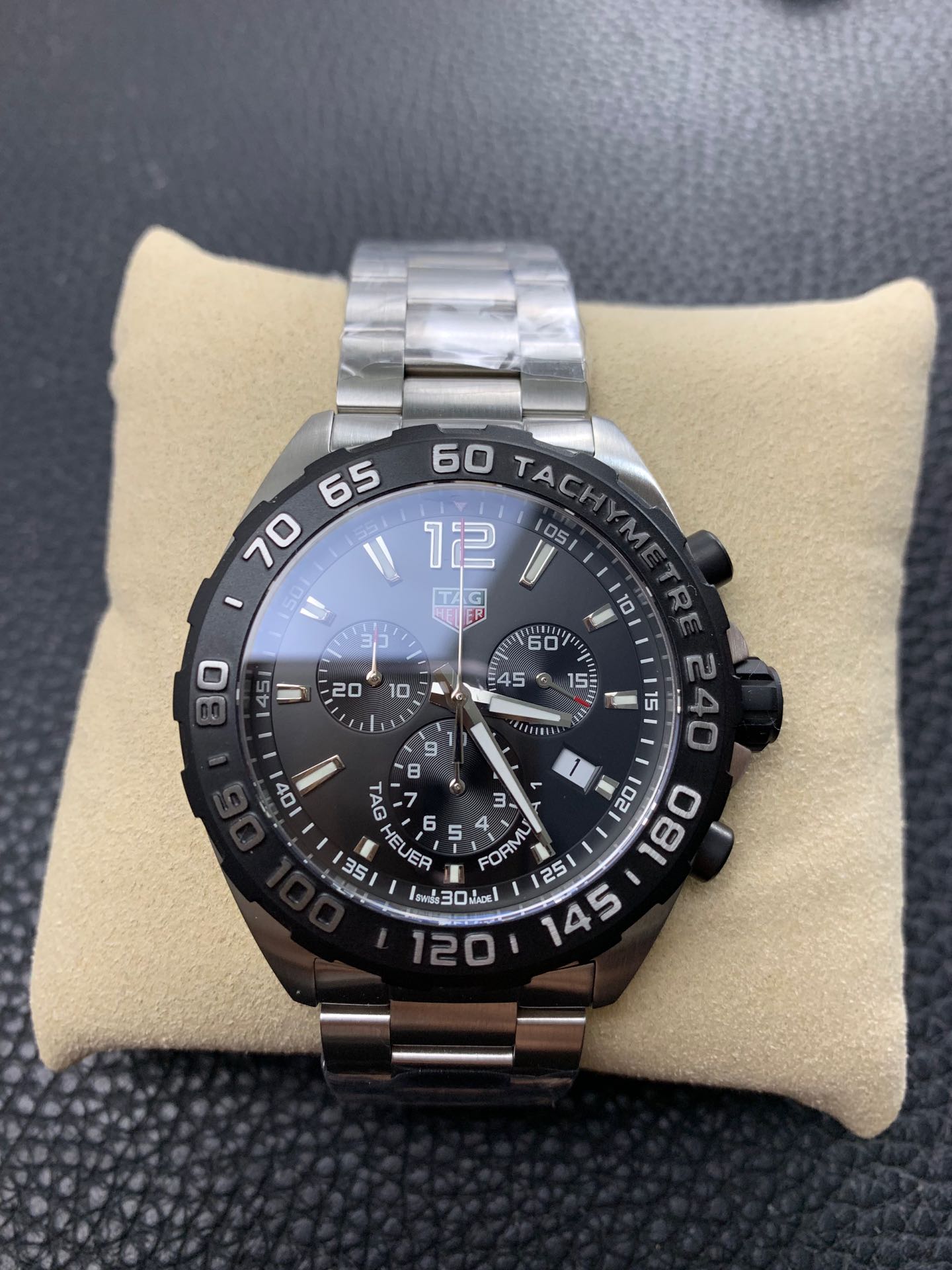 Tag Heuer Formula 1 Chronograph Black Dial CAZ1010.BA0842 Quartz 43mm