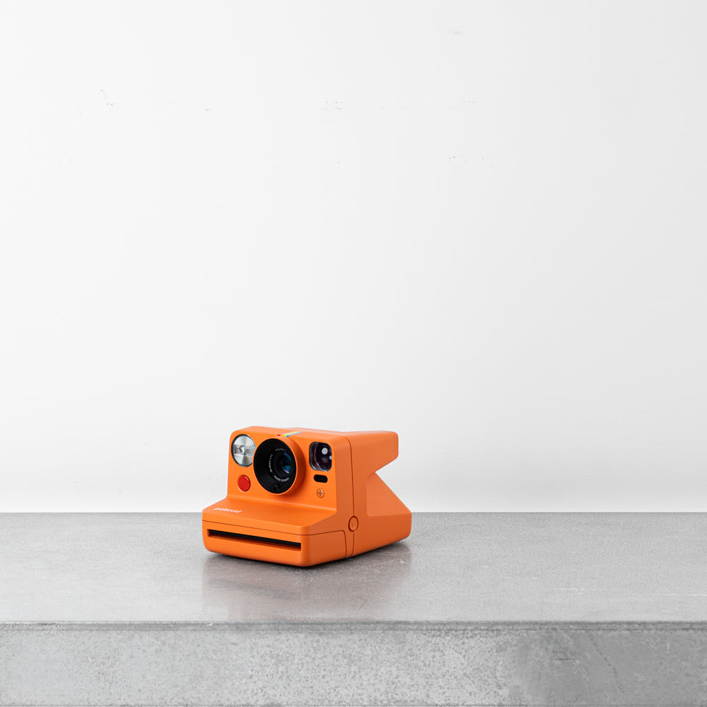 Appareil photo retro Polaroid Now3 - Corail