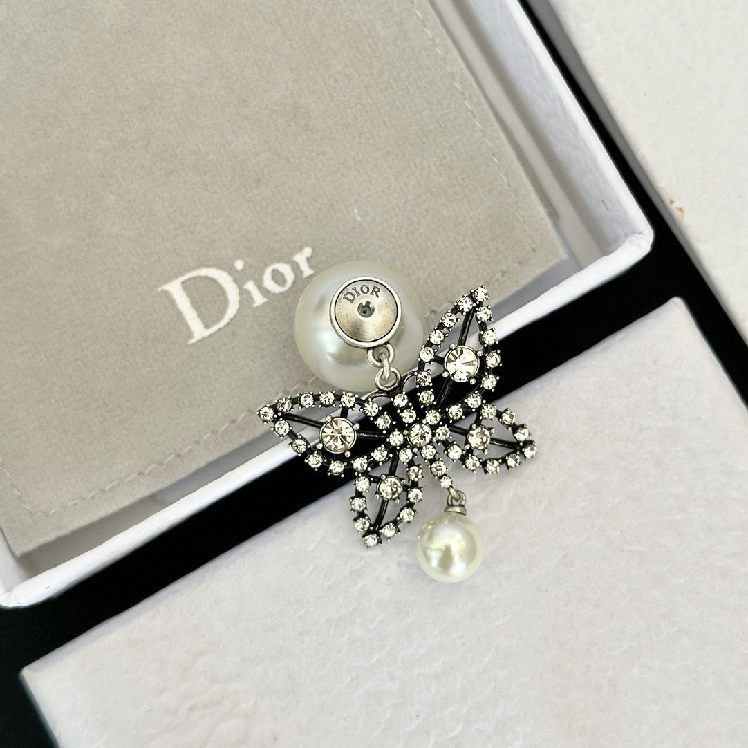 Dior Butterfly Pearl Drop Earrings - Original Replica Club