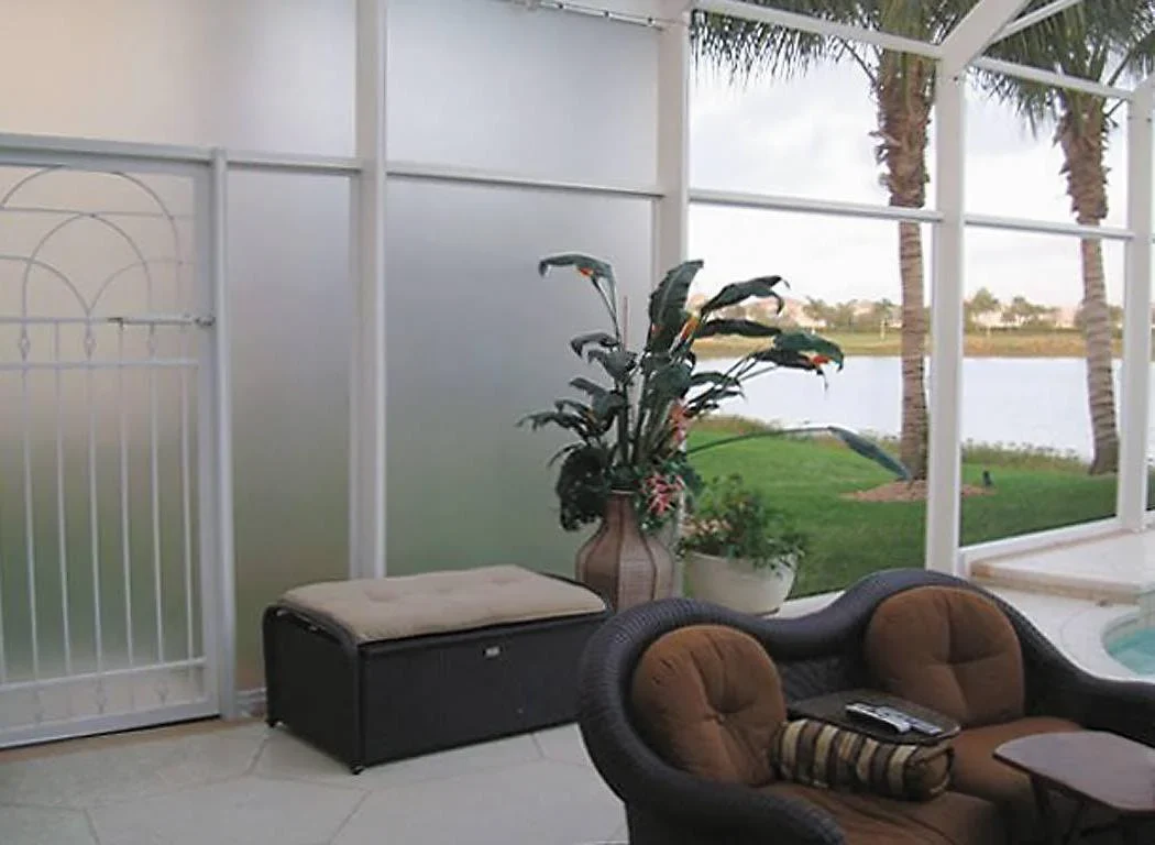 Florida Glass Screen 36 in x 50 ft Plastic Laminate - 1604