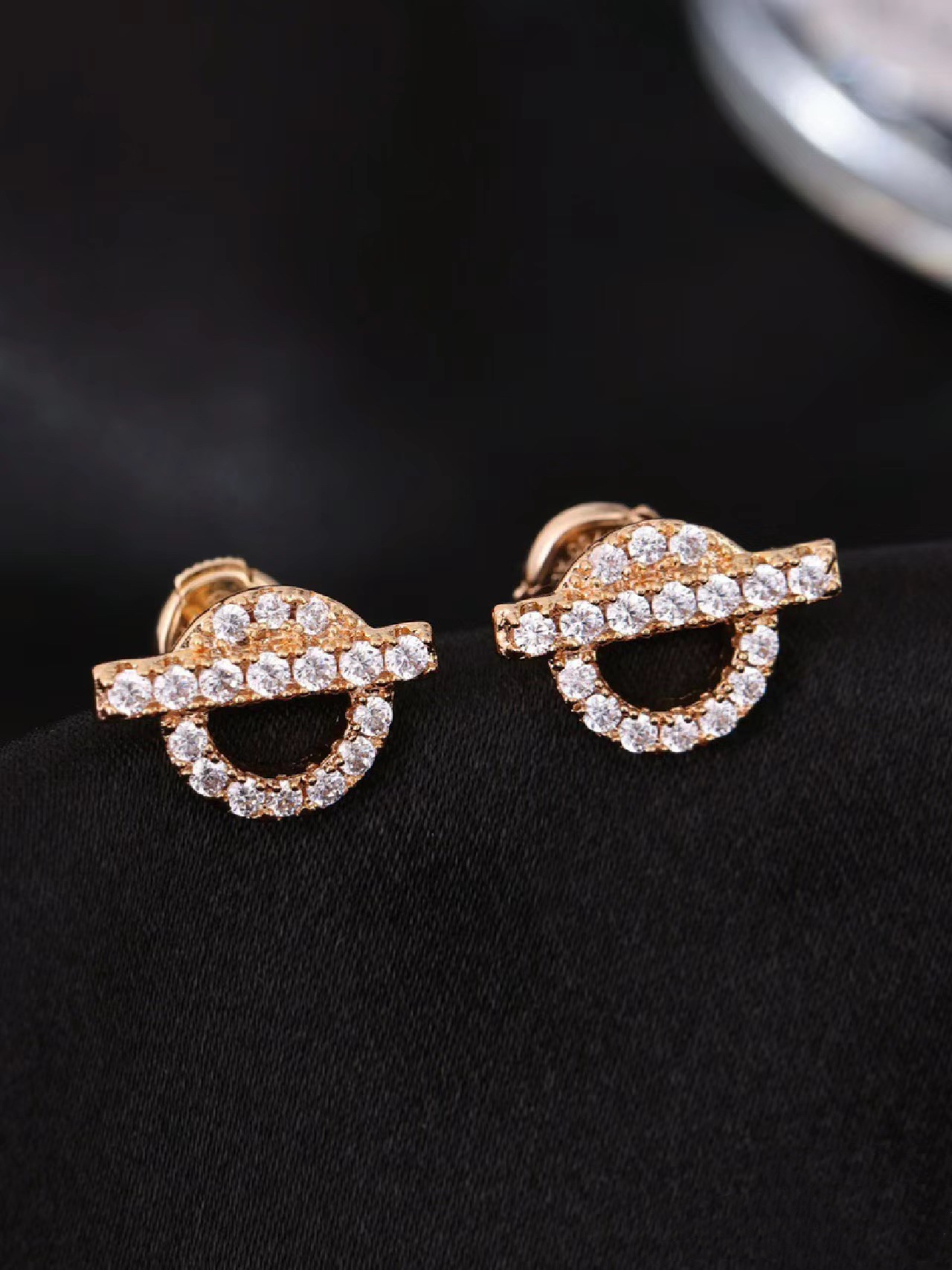 Hermes Diamond Paved Q Stud Earrings - Original Replica Club