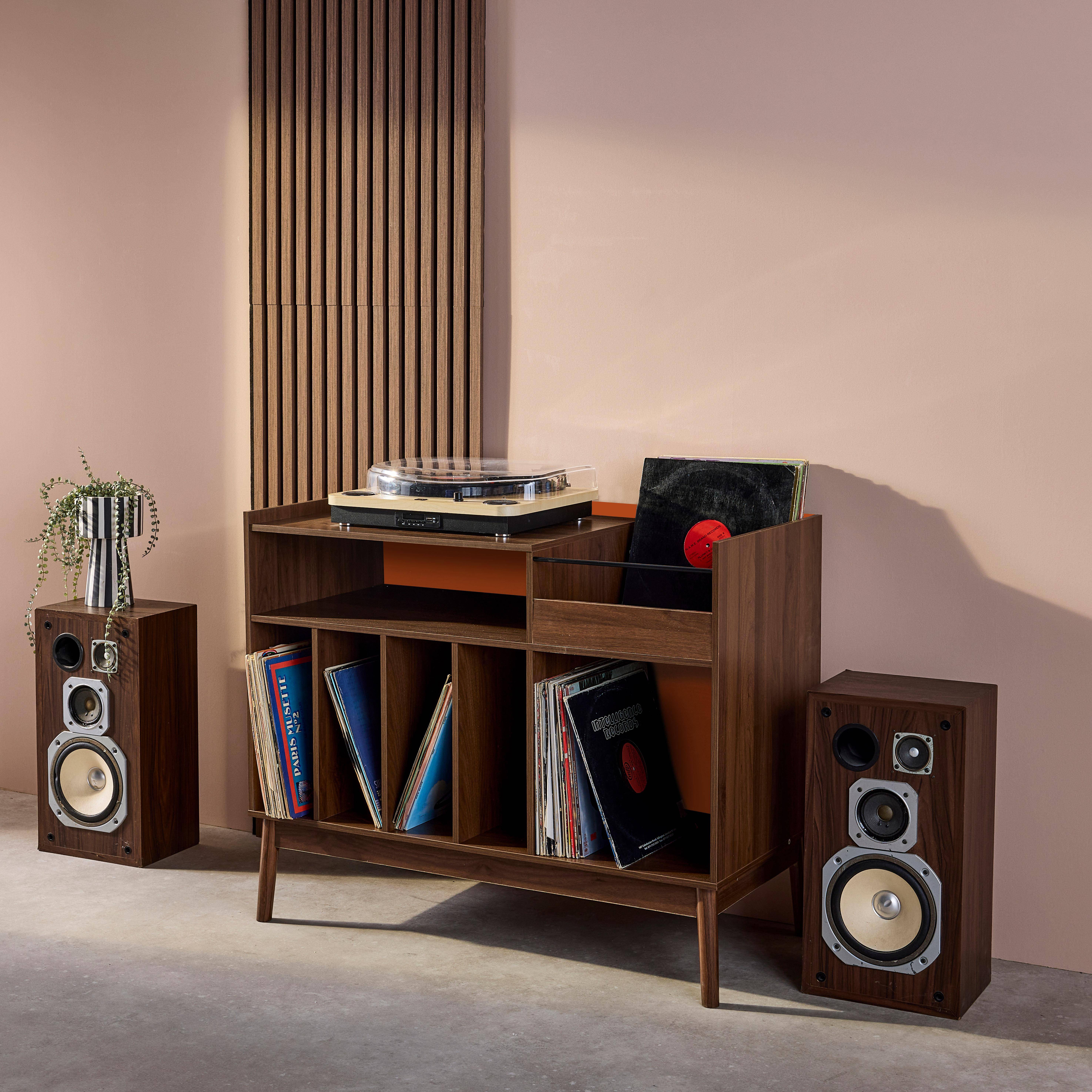 Nepal - Mueble de vinilo vintage bicolor con decoración de madera y fondo colorido 100cm