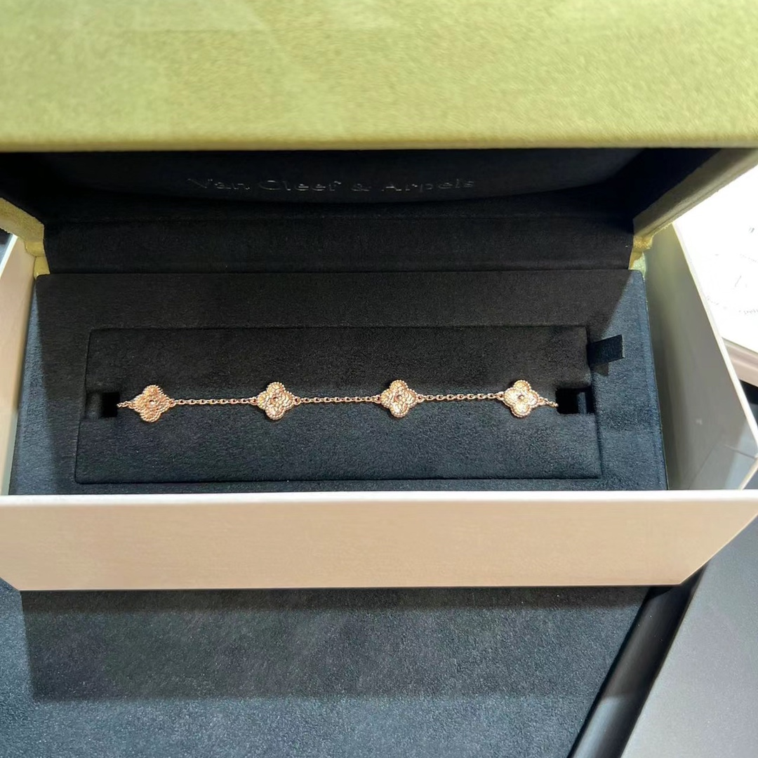 Dupe VCA Sweet Alhambra Bracelet, 6 Motifs, Rose Gold - Original Replica Club
