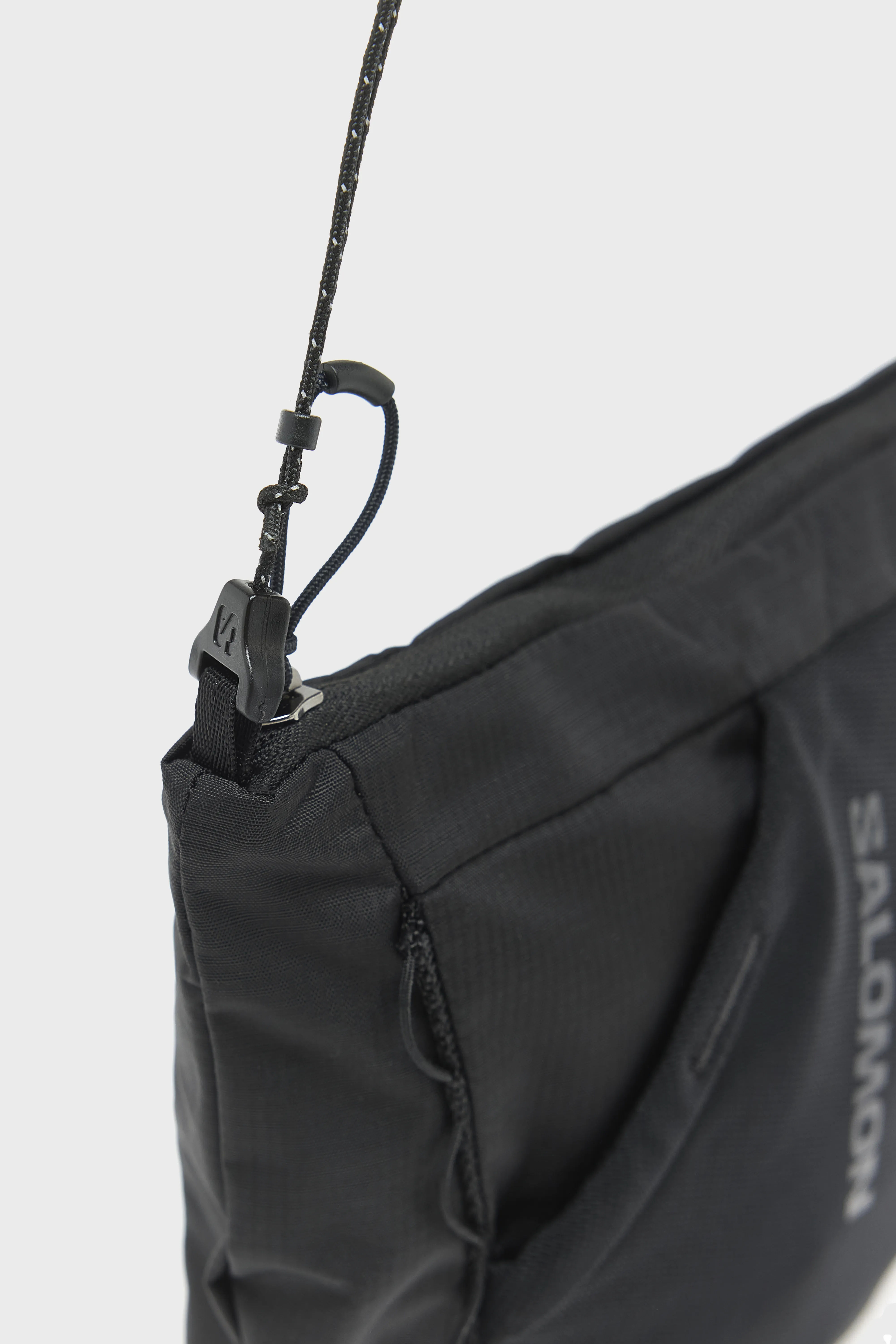 Bellerose ACS 2 Revised Crossbody Bag  (261 / W / BLACK)