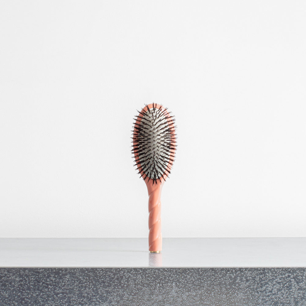 Brosse à cheveux N.01 L'UNIVERSELLE - Soin & Brillance - Corail