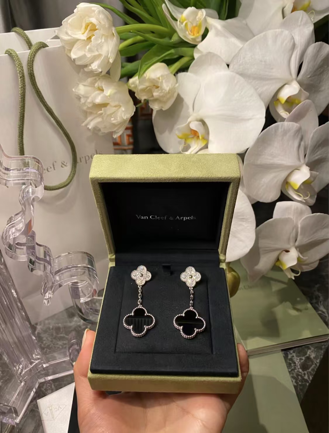VCA Magic Alhambra Earrings, 2 Motifs - Original Replica Club